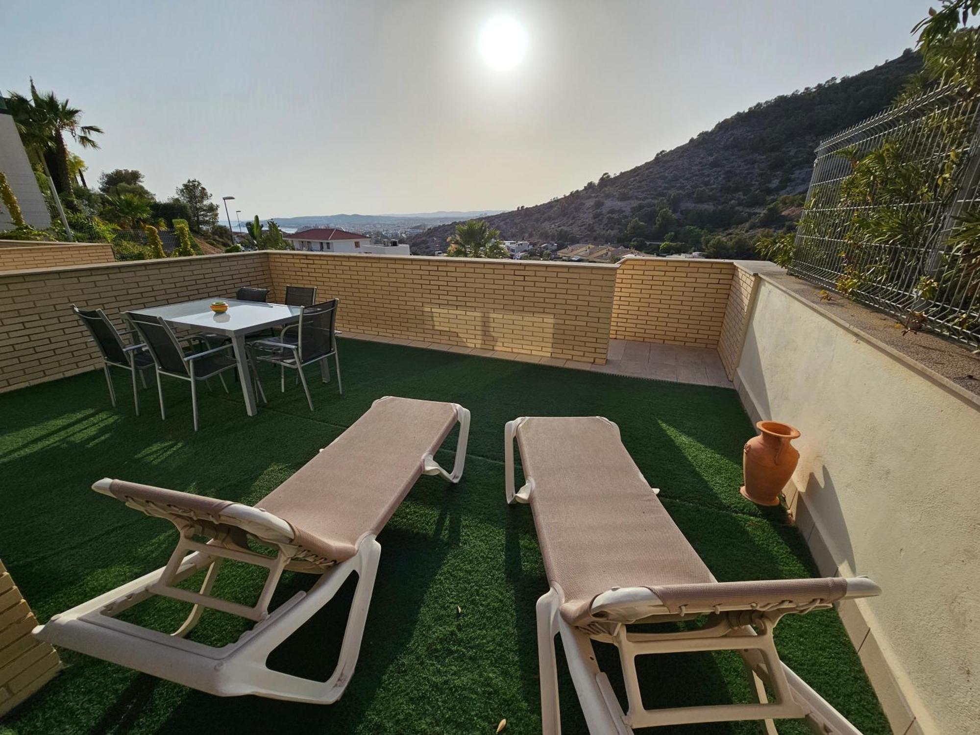 Ferienwohnung Duplex Moderno 3 Hab Parking, Vistas Al Mar Y Terraza Sitges Exterior foto